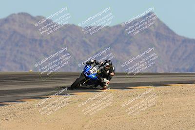 media/Nov-16-2024-CVMA (Sat) [[0e4bb1f32f]]/Race 8-Supersport Middleweight/